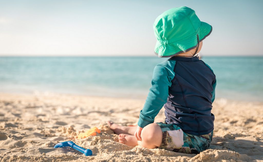 Bebé expuesto al sol